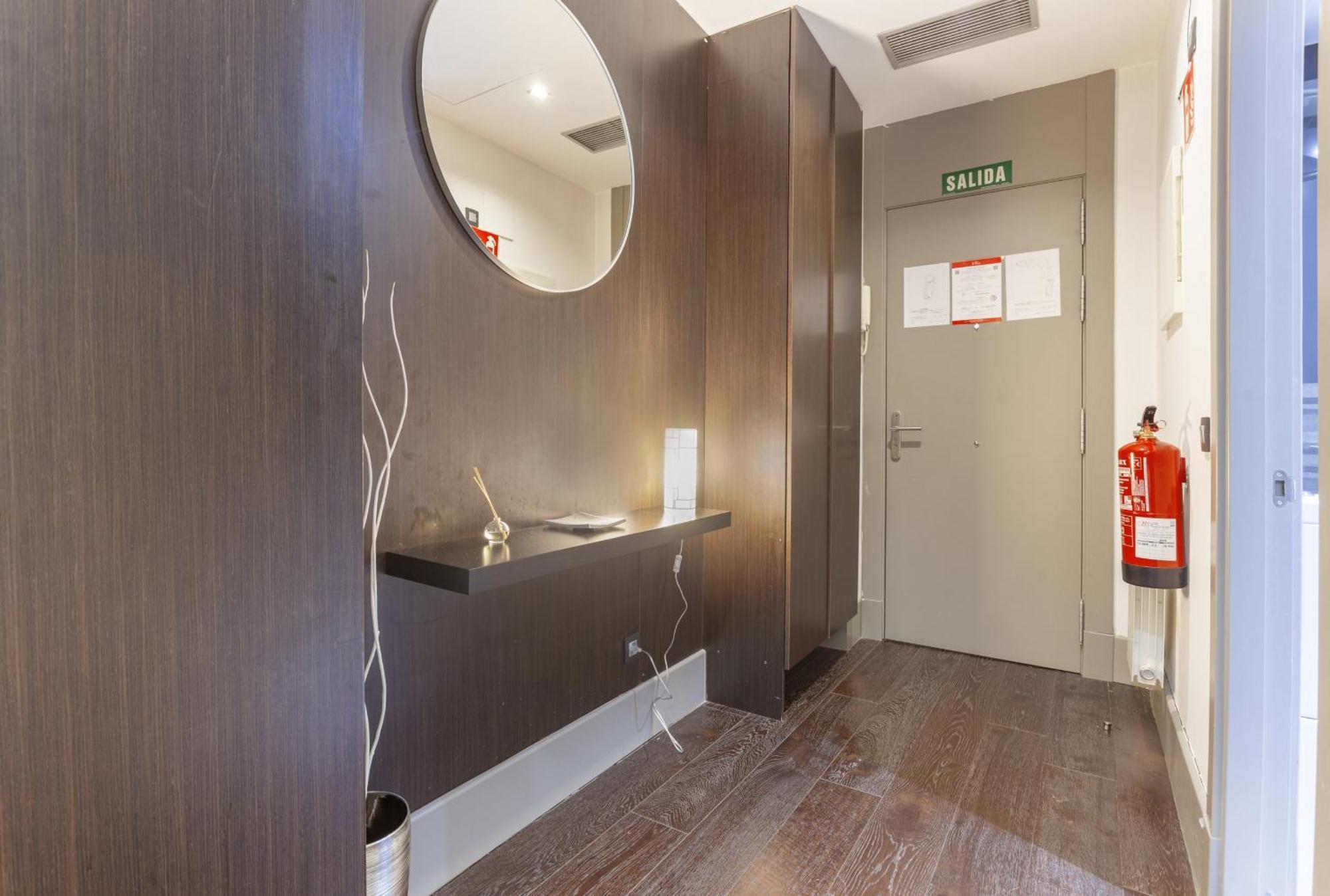 Apartamento Cibeles Studio En Madryt Zewnętrze zdjęcie