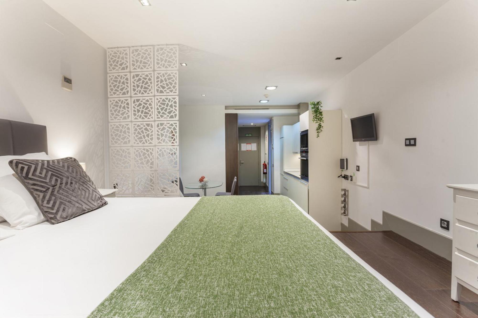 Apartamento Cibeles Studio En Madryt Zewnętrze zdjęcie